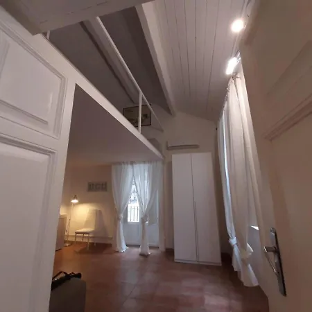 Apartmán La Finestra Sul Cortile Loft *